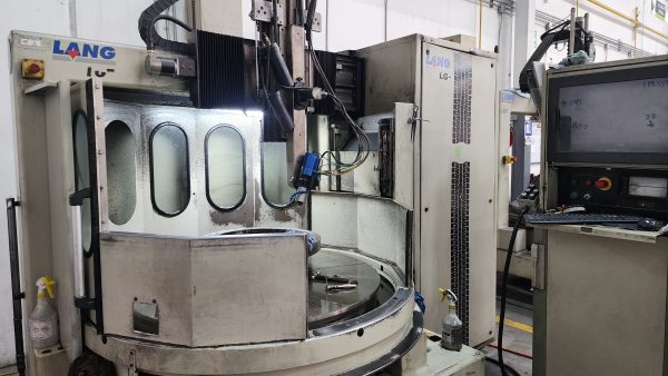 Torno CNC para mecanizado Lang 2 ejes